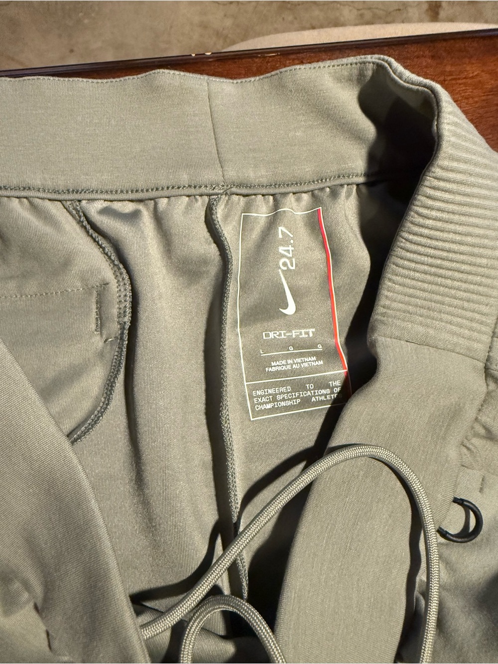 Nike Light Sage Green Sweatpants Joggers - Picture 2 of 3